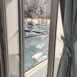 Apartment Barakokula Omis